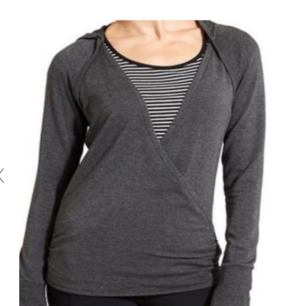 NWOT Athleta Size XS Women’s Charcoal Gray Wrap Long Sleeve Top Sweatshirt